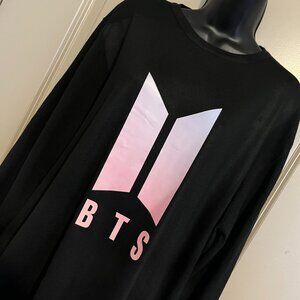 Women's BTS Sweater L/XL